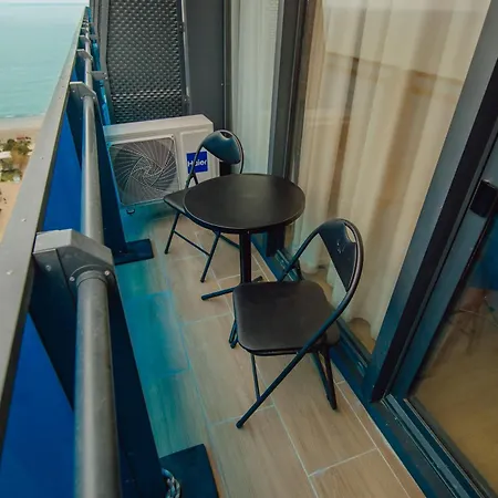 Dh Apart'S Batumi Zewnętrze zdjęcie