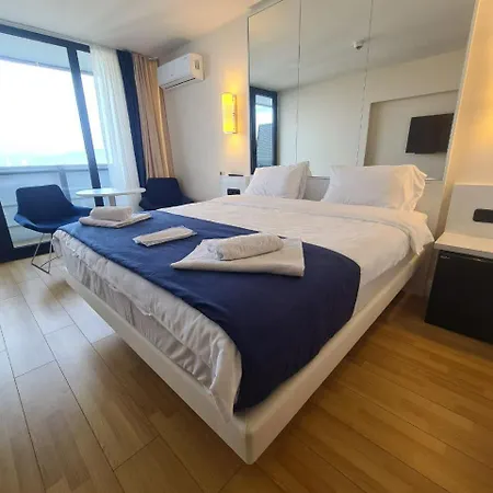 Dh Apart'S Batumi Zewnętrze zdjęcie